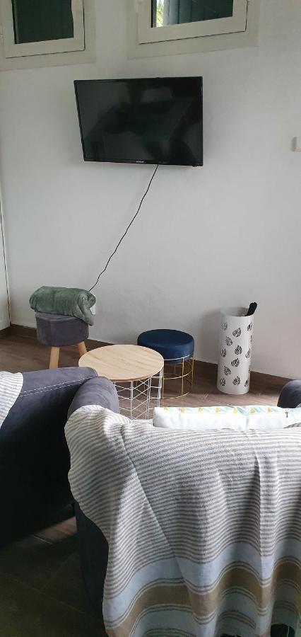 Meublé chez Gilbert Apartman Le Tampon Kültér fotó